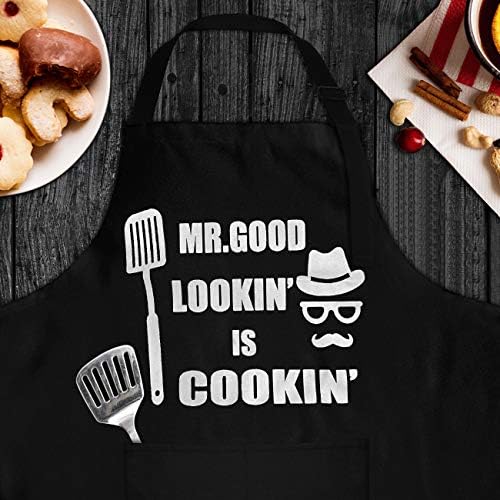 Забавен престилка готвач, престилки Mr. Good Изглеждаш' is Cookin', престилка за барбекю, мъжки престилка, 2 джоба, регулируеми деколте и дълги завязки на талията. Най-подходящ за готвене, печене, мъжки подаръци за