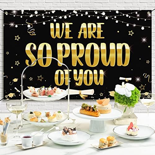 Ние така се гордеем с вас, на Банер, на фона на Абитуриентски партита 2023, 71 x 43 За гимназията и колежа, Поздравления за Дипломирането страна, Аксесоари за Украса на въ?